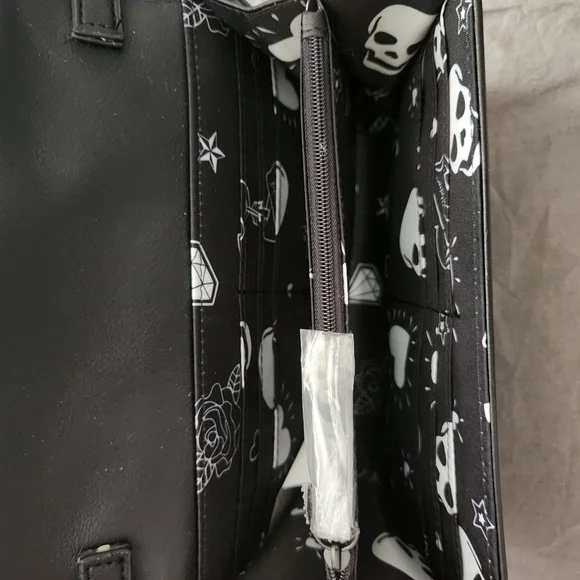 Betsey Johnson Black Heart-Embellished Crossbody Bag - Picture 4 of 5